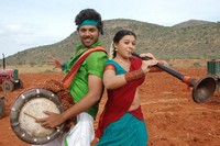 Idhayam Thiraiarangam Spicy Pics